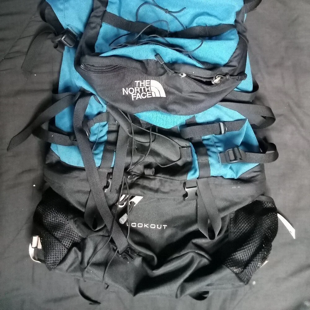The North Face Lookout Hiking Camping Backpack